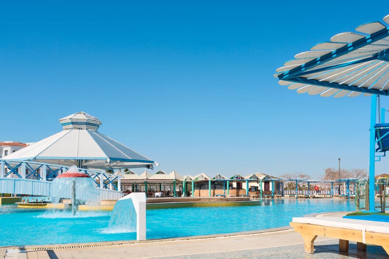 Dreams Beach Resort - Sharm El Sheikh מראה חיצוני תמונה The resort's main pool